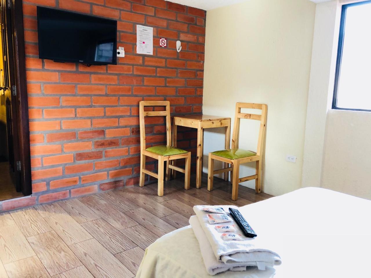Hostal Monte Carmelo Banos  Luaran gambar